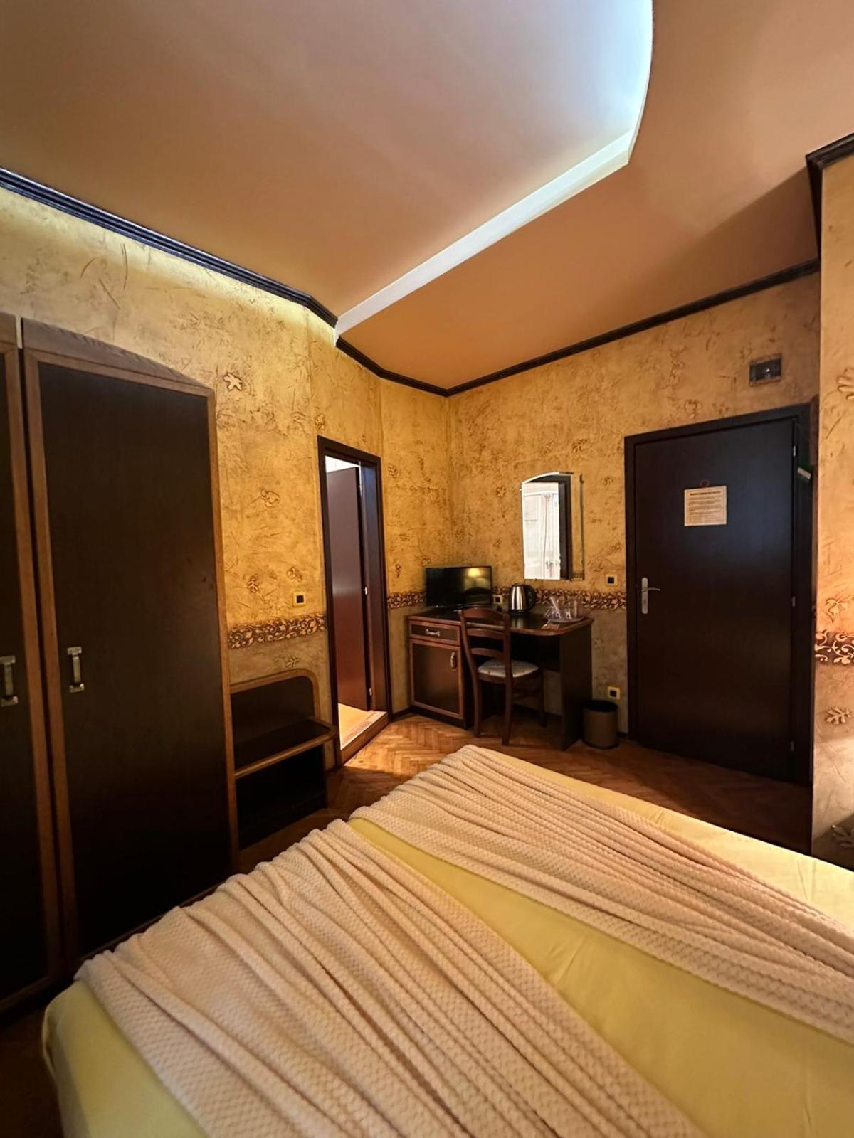 Guesthouse Petra Велико-Тирново Екстер'єр фото