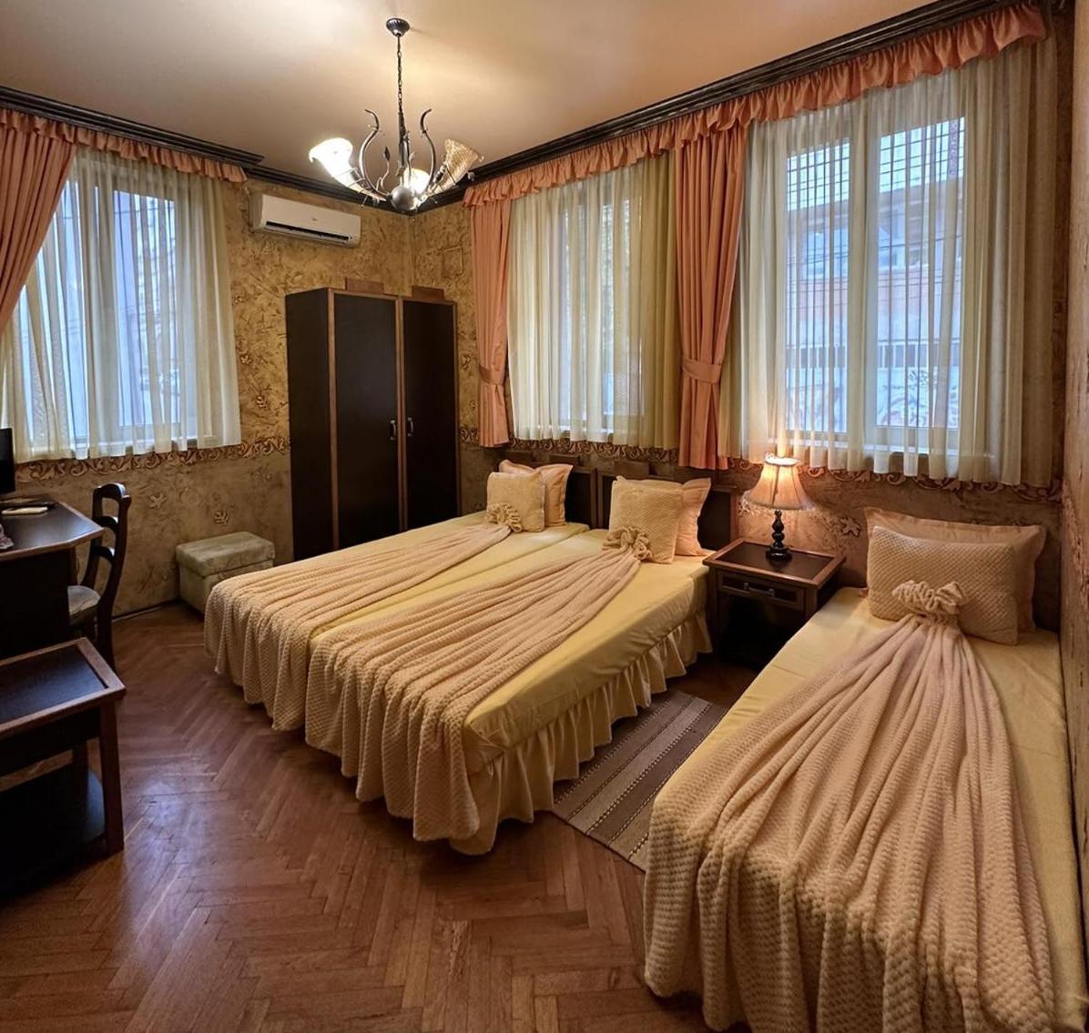 Guesthouse Petra Велико-Тирново Екстер'єр фото