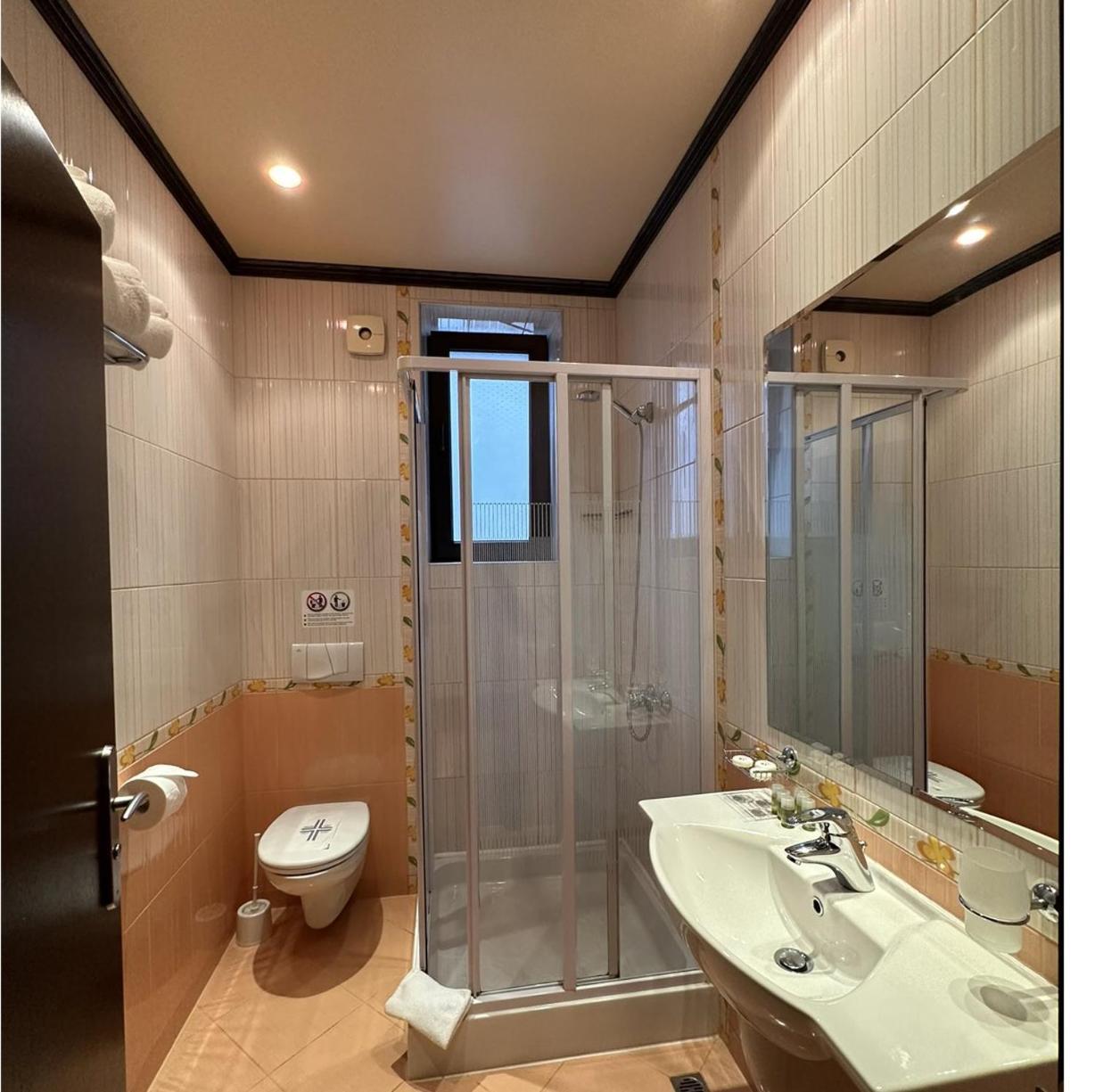 Guesthouse Petra Велико-Тирново Екстер'єр фото