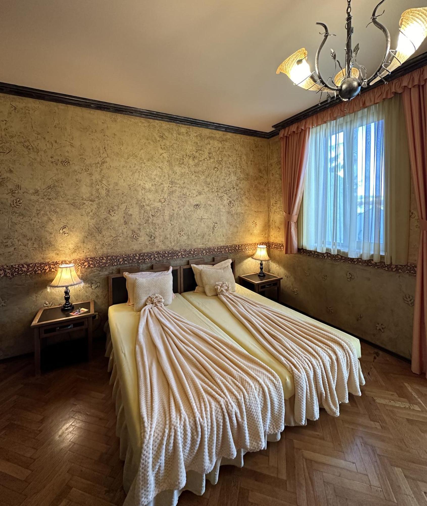 Guesthouse Petra Велико-Тирново Екстер'єр фото