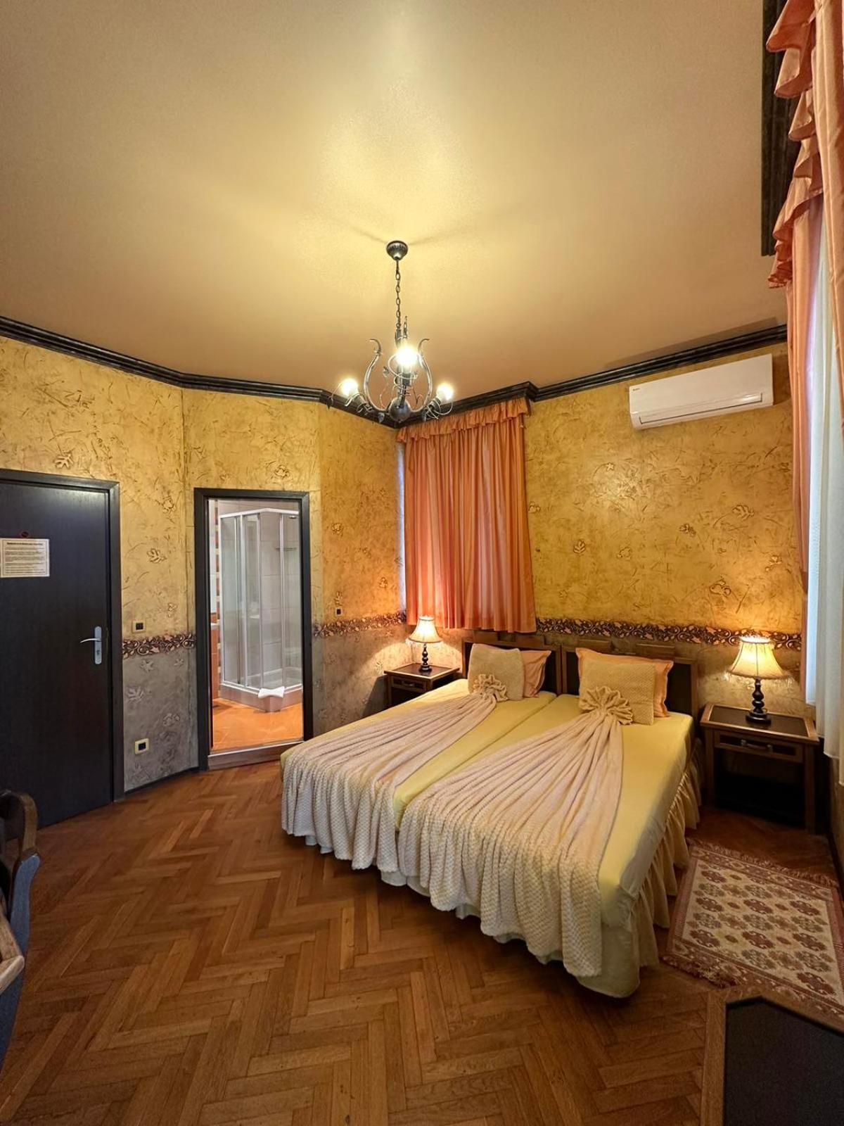 Guesthouse Petra Велико-Тирново Екстер'єр фото