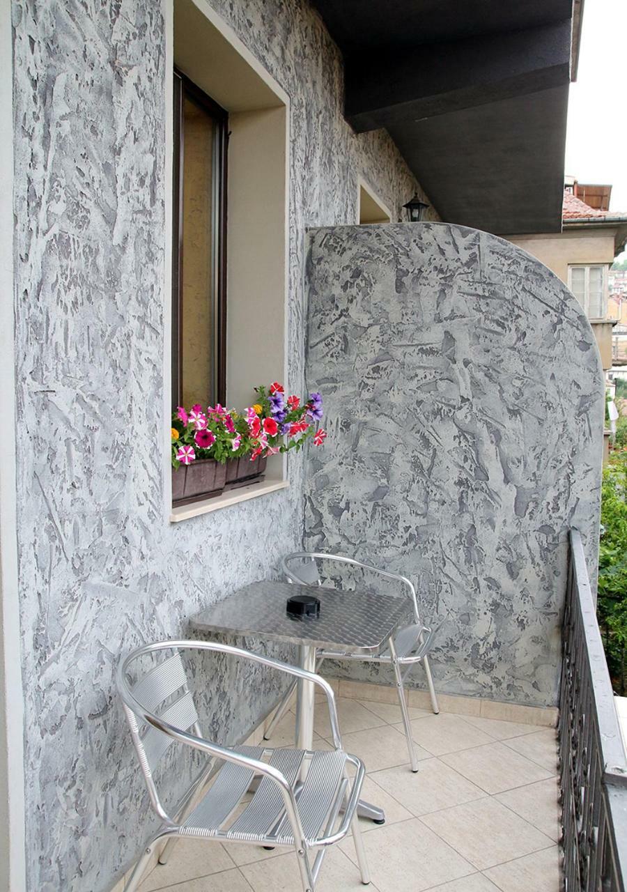 Guesthouse Petra Велико-Тирново Екстер'єр фото